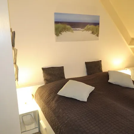 Tossens-8 By Interhome توسينس